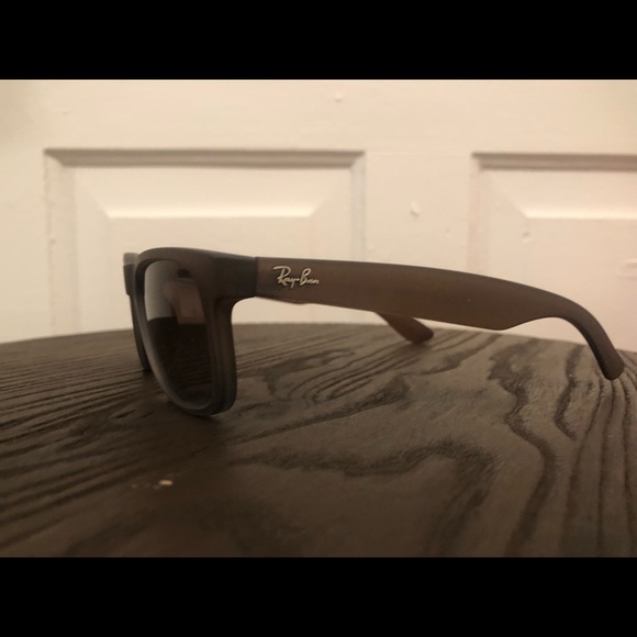 Rayban sunglasses petite frame - Picture 3 of 5